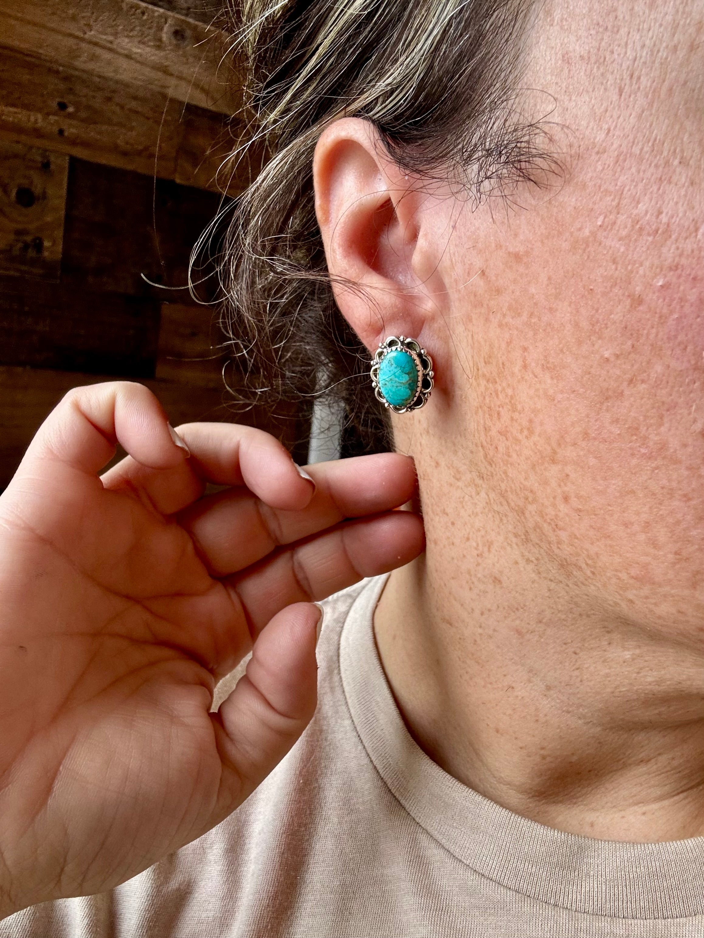 Oval Stud Round Kingman Turquoise Earrings